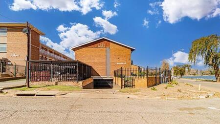 3 Bedroom Townhouse in Florida Lake