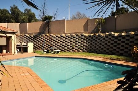 2 Bedroom Apartment in Allens Nek