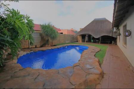 3 Bedroom House in Randpoort