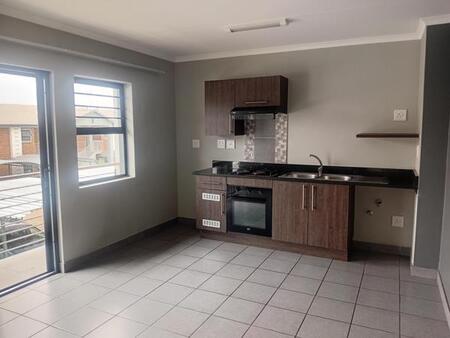 2 Bedroom Cluster in Willow Park Manor