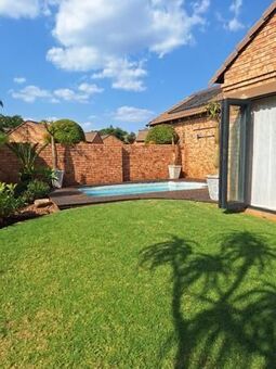 3 Bedroom Townhouse in Equestria