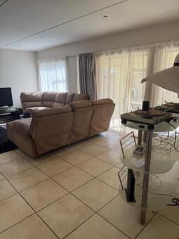 3 Bedroom House in Rietvalleirand