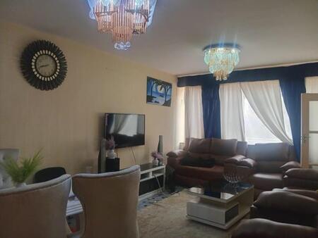 2 Bedroom Apartment in Sunnyside