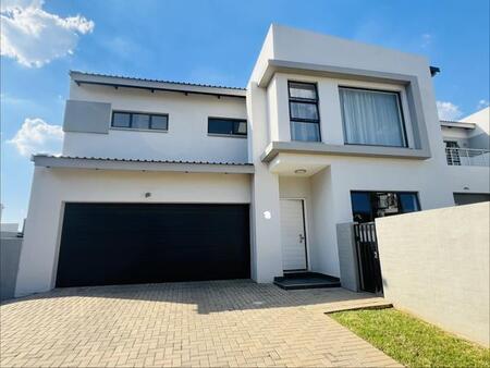 3 Bedroom House in Craigavon