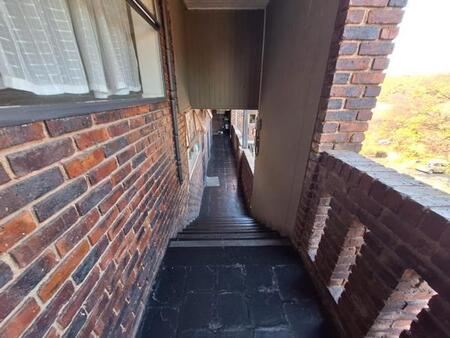 1.5 Bedroom Apartment in Ferndale