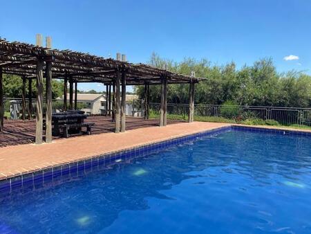 1 Bedroom Apartment in Jackal Creek Golf Estate