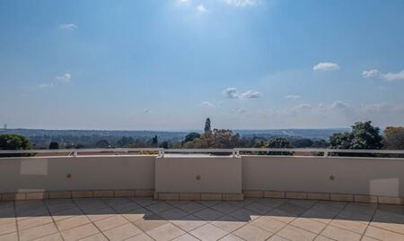4 Bedroom Townhouse in Bedford Park