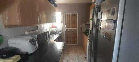 2 Bedroom House in Rensburg