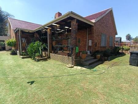 3 Bedroom House in Geduld