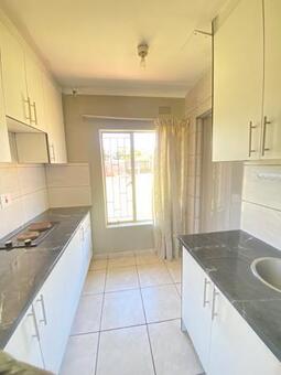 Bachelor apartment in Klippoortje