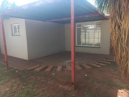 1 Bedroom Apartment in Comet