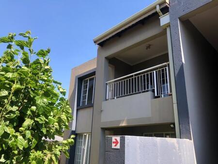 2 Bedroom Simplex in Brentwood