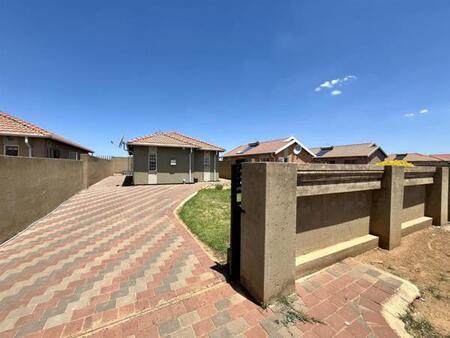 3 Bedroom House in Windmill Park