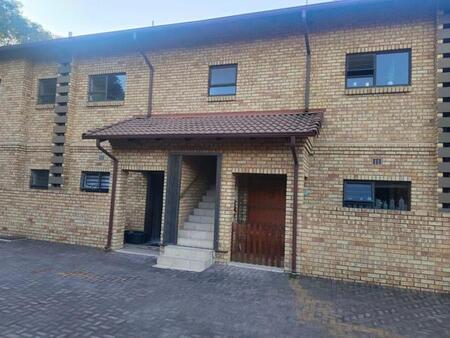 3 Bedroom Townhouse in New Redruth