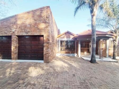 5 Bedroom House in Albertsdal