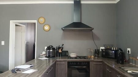 1 Bedroom Apartment in Raceview