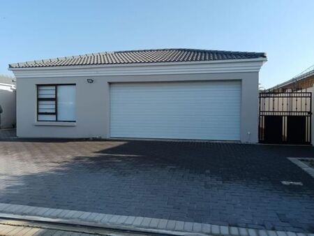 4 Bedroom House in Summerstrand