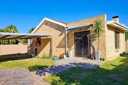 3 Bedroom Townhouse in Summerstrand