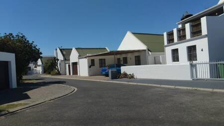 4 Bedroom House in Langebaan North