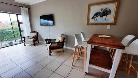 2 Bedroom Apartment in Table View