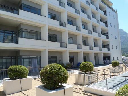 2 Bedroom Apartment in Claremont