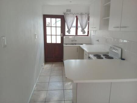 2 Bedroom House in Kirstenhof