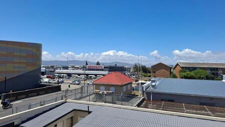 2 Bedroom Apartment in Milnerton Central