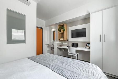 Studio Apartment in Green Point
