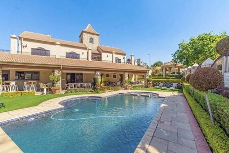 2 Bedroom duplex townhouse - sectional to rent in Lonehill, Sandton