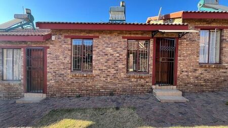 2 Bedroom apartment to rent in Olievenhoutbosch, Centurion