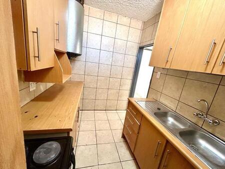 3 Bedroom Apartment in Sunnyside