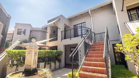 1 Bedroom House in Waterkloof Ridge