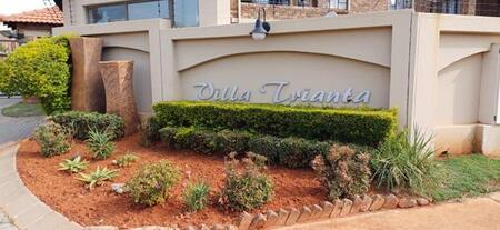 2 Bedroom Apartment in Magalieskruin