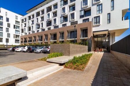 1 Bedroom Apartment in Rosebank