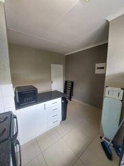 3 Bedroom House in Magaliessig