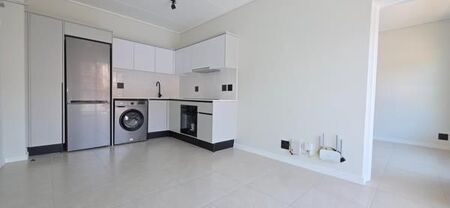 1 Bedroom Apartment in Linbro Park