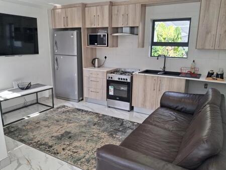 1 Bedroom Apartment in Fourways