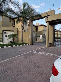 2 Bedroom Townhouse in Ferndale