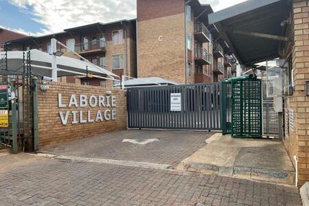 2 Bedroom Apartment in Auckland Park