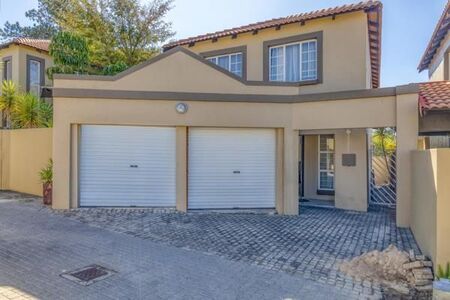 3 Bedroom Townhouse in North Riding