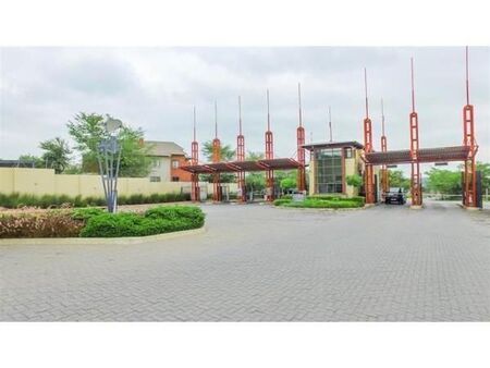 1 Bedroom Apartment in Jackal Creek Golf Estate