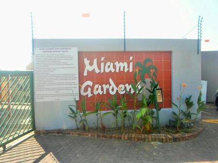 2 Bedroom Townhouse in Meredale