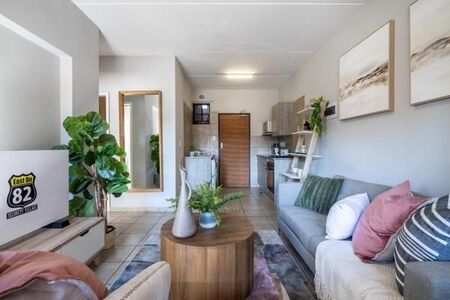 2 Bedroom Apartment in Ridgeway