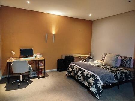 Studio apartment in Marshalltown