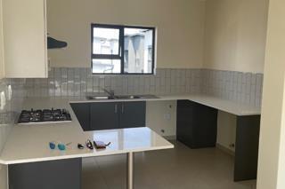 2 Bedroom Townhouse in Pomona