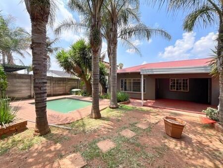 3 Bedroom House in Wychwood