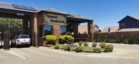 2 Bedroom Apartment in Rand Collieries