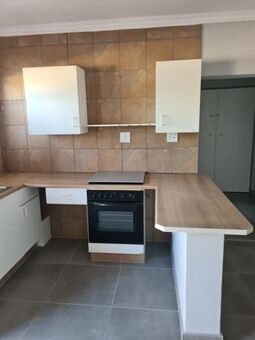 1.5 Bedroom Apartment in Impala Park