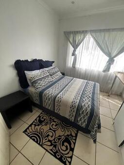 1 Bedroom Apartment in Crystal Park