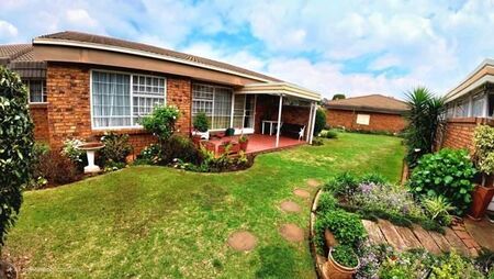 2 Bedroom Townhouse in Brentwood Park